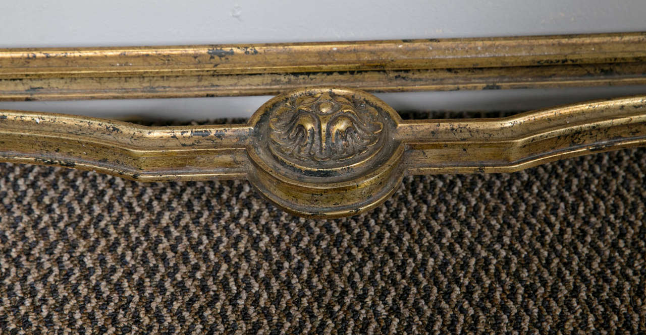 Console de style Louis XV à plateau en faux marbre attribuée à la Maison Jansen en vente 1