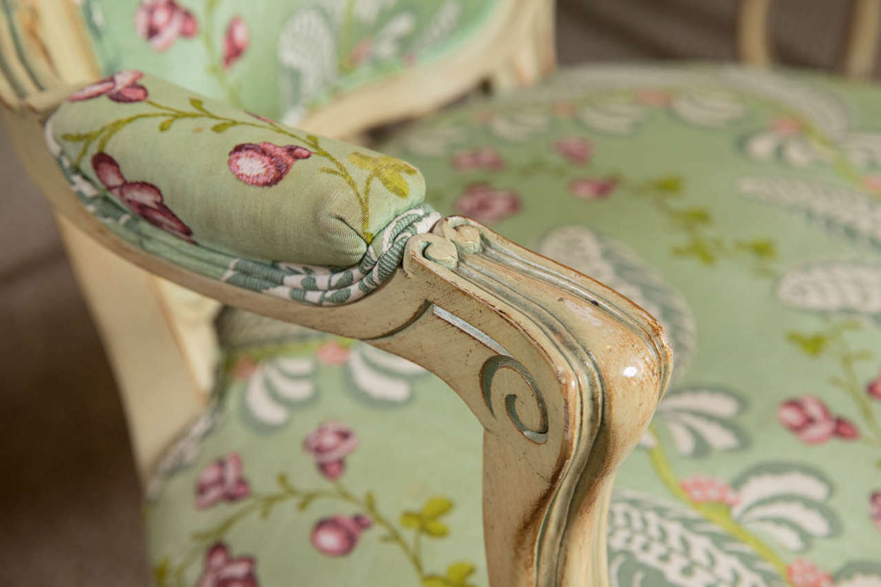Set of Eight Louis XV Style Paint Decorated Dining Chairs 2