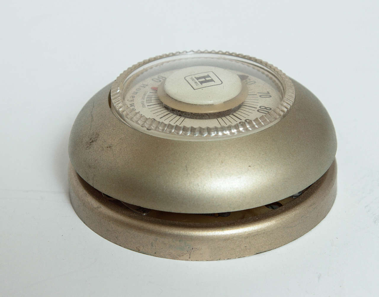 Machine Age Art Deco Industrial Design Patented Henry Dreyfuss Thermostats In Good Condition For Sale In Dallas, TX