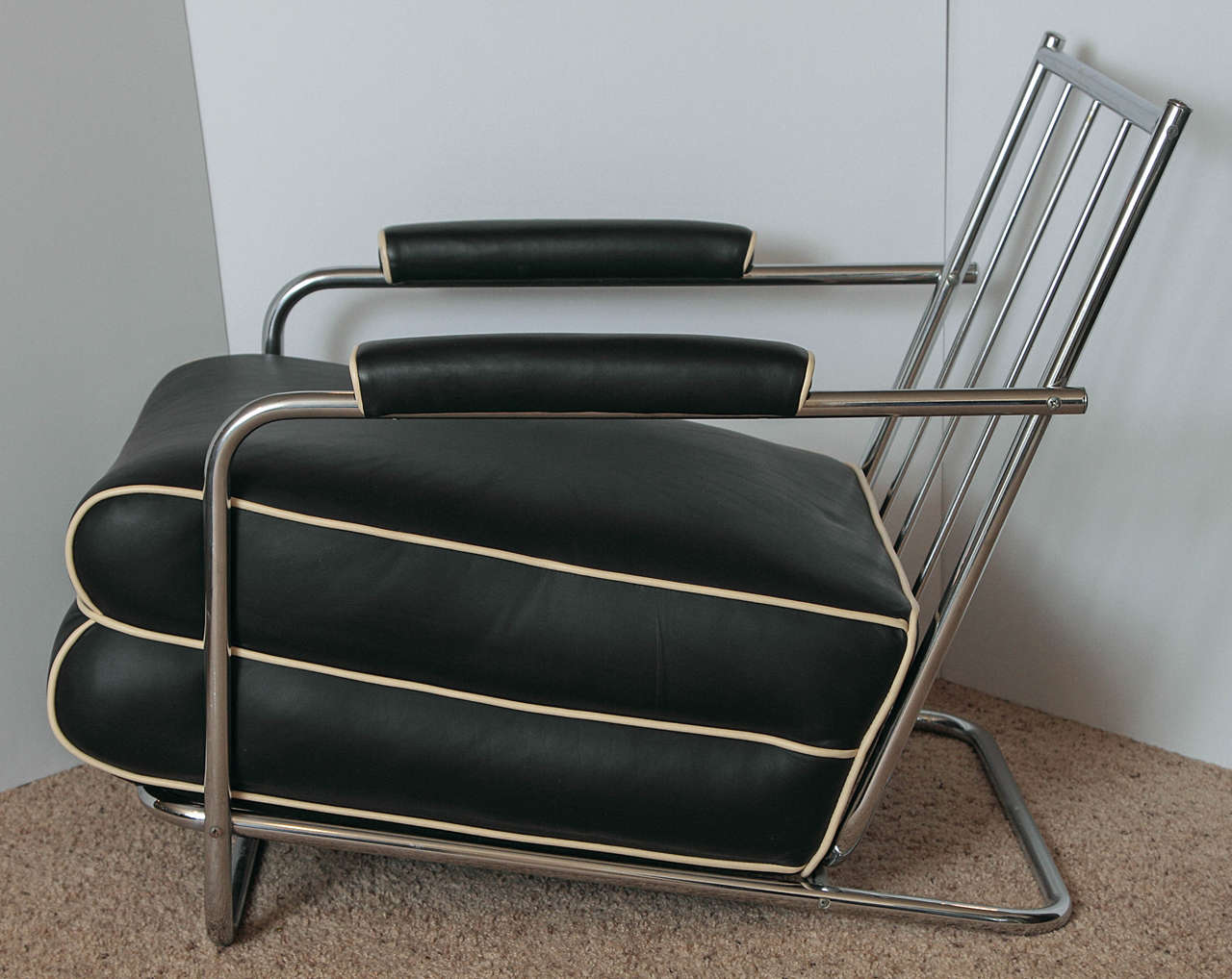 American Gilbert Rohde Streamline Art Deco Lounge Chair for Troy Sunshade
