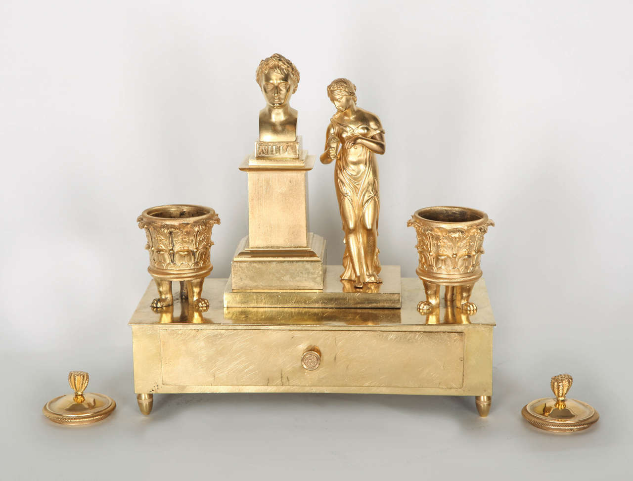 French Small Gilded Bronze Inkwell with the Bust of Silla, France, Late 19th Century