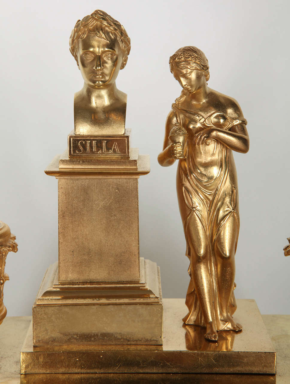 Small Gilded Bronze Inkwell with the Bust of Silla, France, Late 19th Century 2