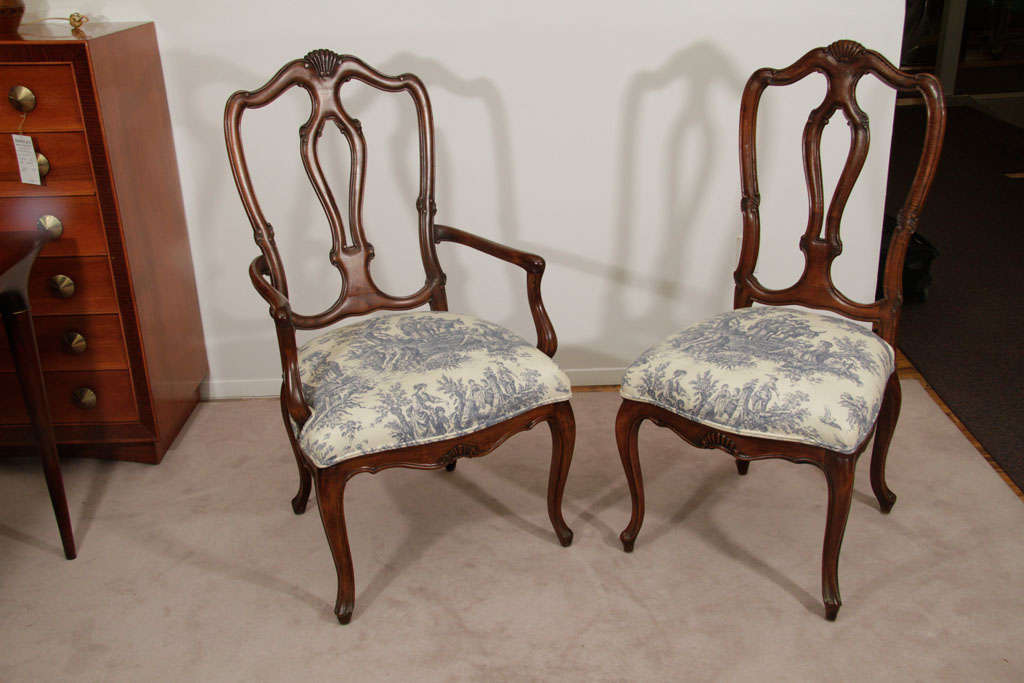 Set of 8 Cherry Wood Dining Chairs in White and Blue Toile 3