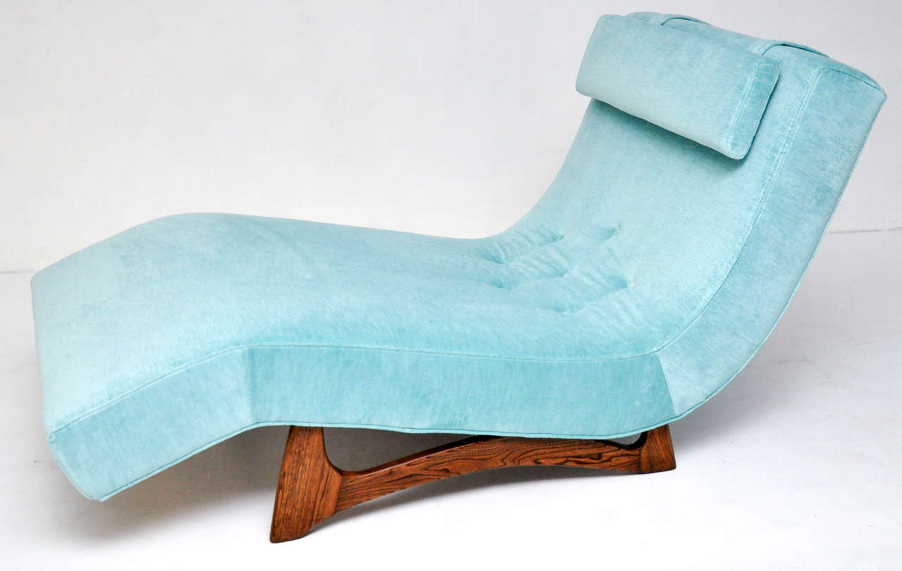 Wave chaise by Adrian Pearsall. Fully restored and reupholstered.