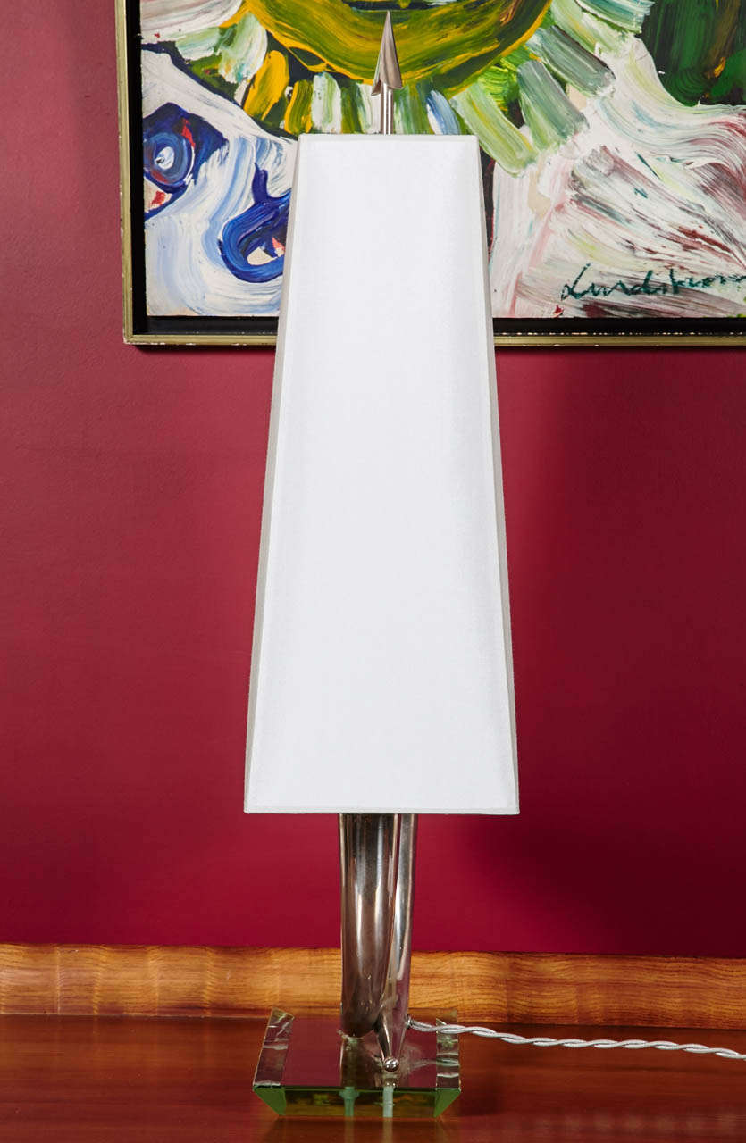Glass Elegant Table Lamp Attributed to Gio Ponti, Italy, circa 1940 For Sale