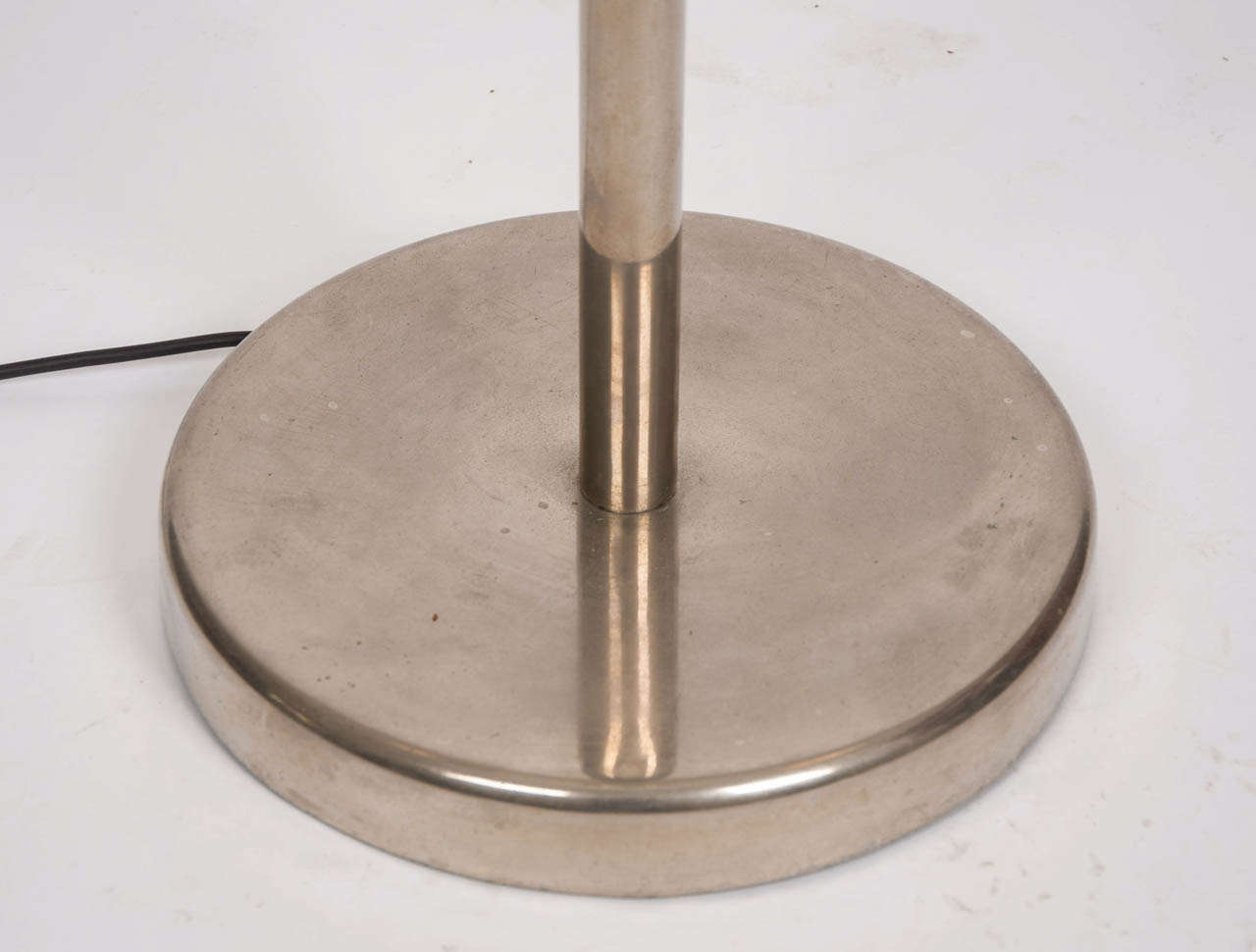 Nickel Floor Lamp In Excellent Condition For Sale In London, GB