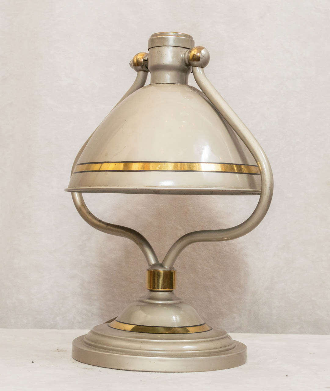 Arts and Crafts Bradley and Hubbard Harp Style Desk Lamp