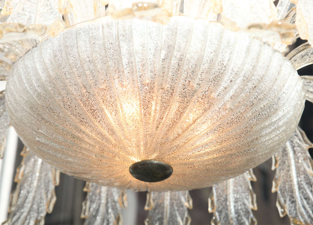Barovier and Toso Chandelier Made in Venice, 1940 For Sale 2