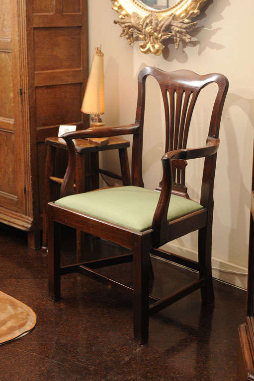 English Georgian Mahogany Armchair with drop seat For Sale