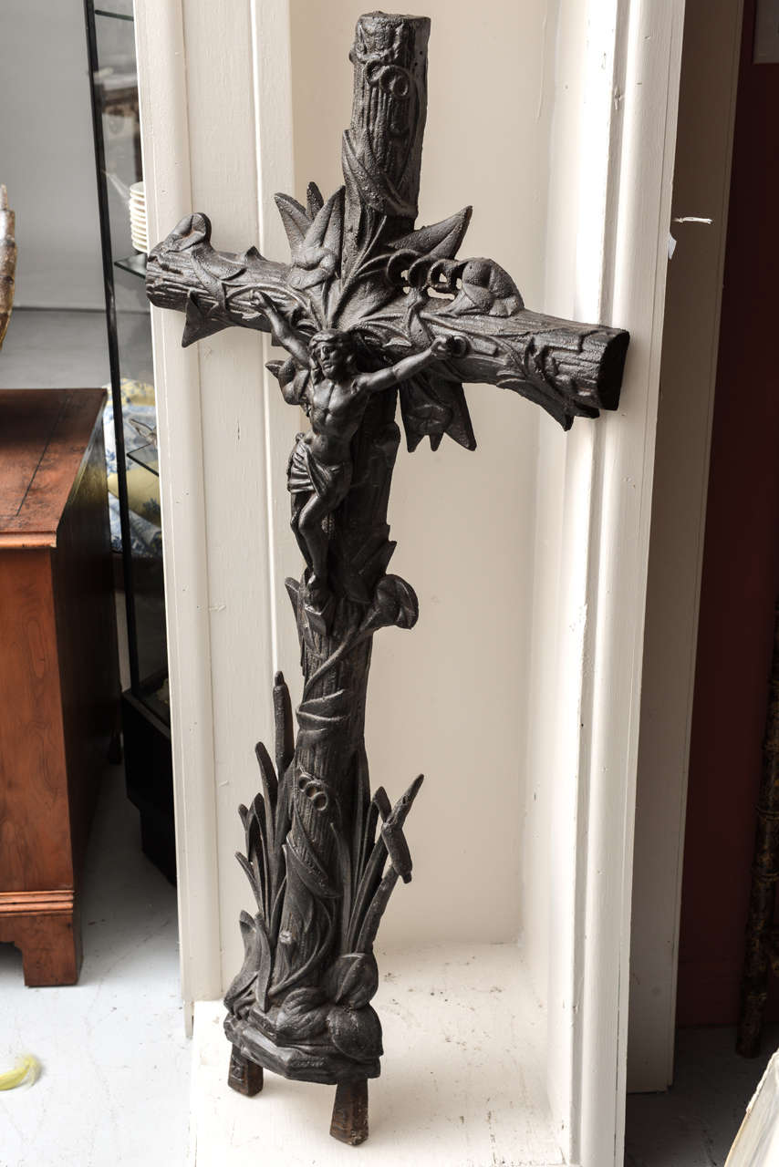 Tall 19th Century Cast Iron French Crucifix In Good Condition In West Palm Beach, FL