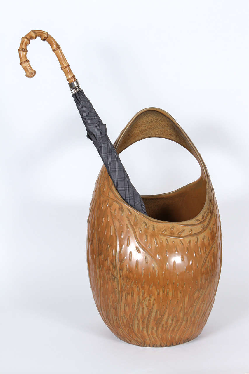 Monumental Ceramic Vase Or Umbrella Stand By Antonia Campi  For Sale 4