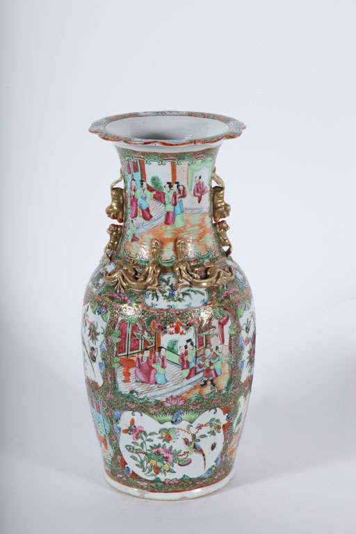 Chinese Famille Rose Medallion Vase