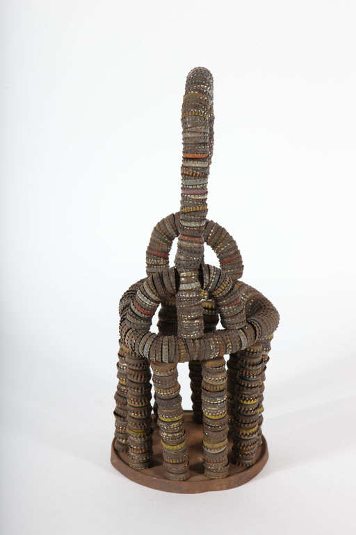 Bottle Cap Folk Art Basket In Excellent Condition In New York, NY