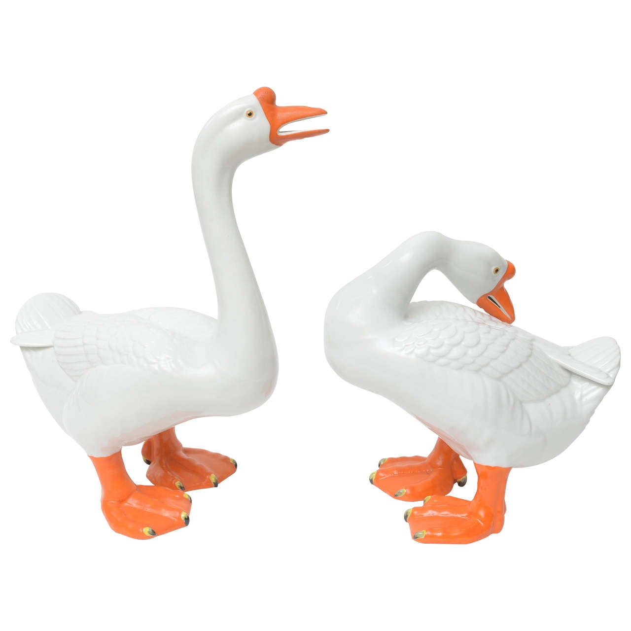 Pair of Mottahedeh "Lowestoft" inspired Fine Figures of Geese