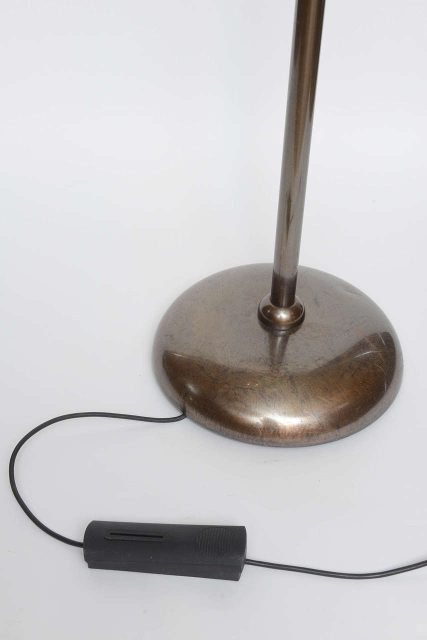 Murano Floor Lamp designed by Barovier & Toso, Mid Century For Sale 2