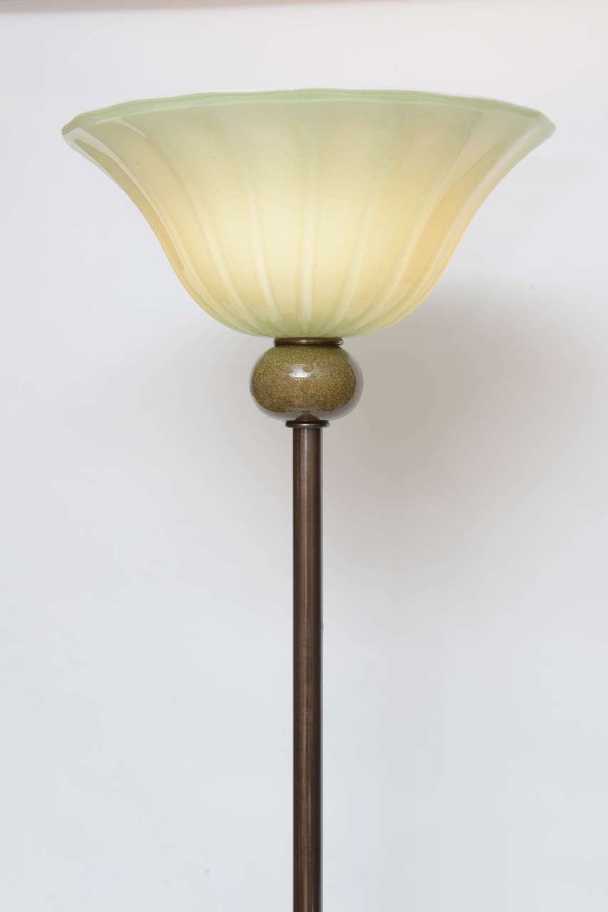 Murano Floor Lamp designed by Barovier & Toso, Mid Century For Sale 4