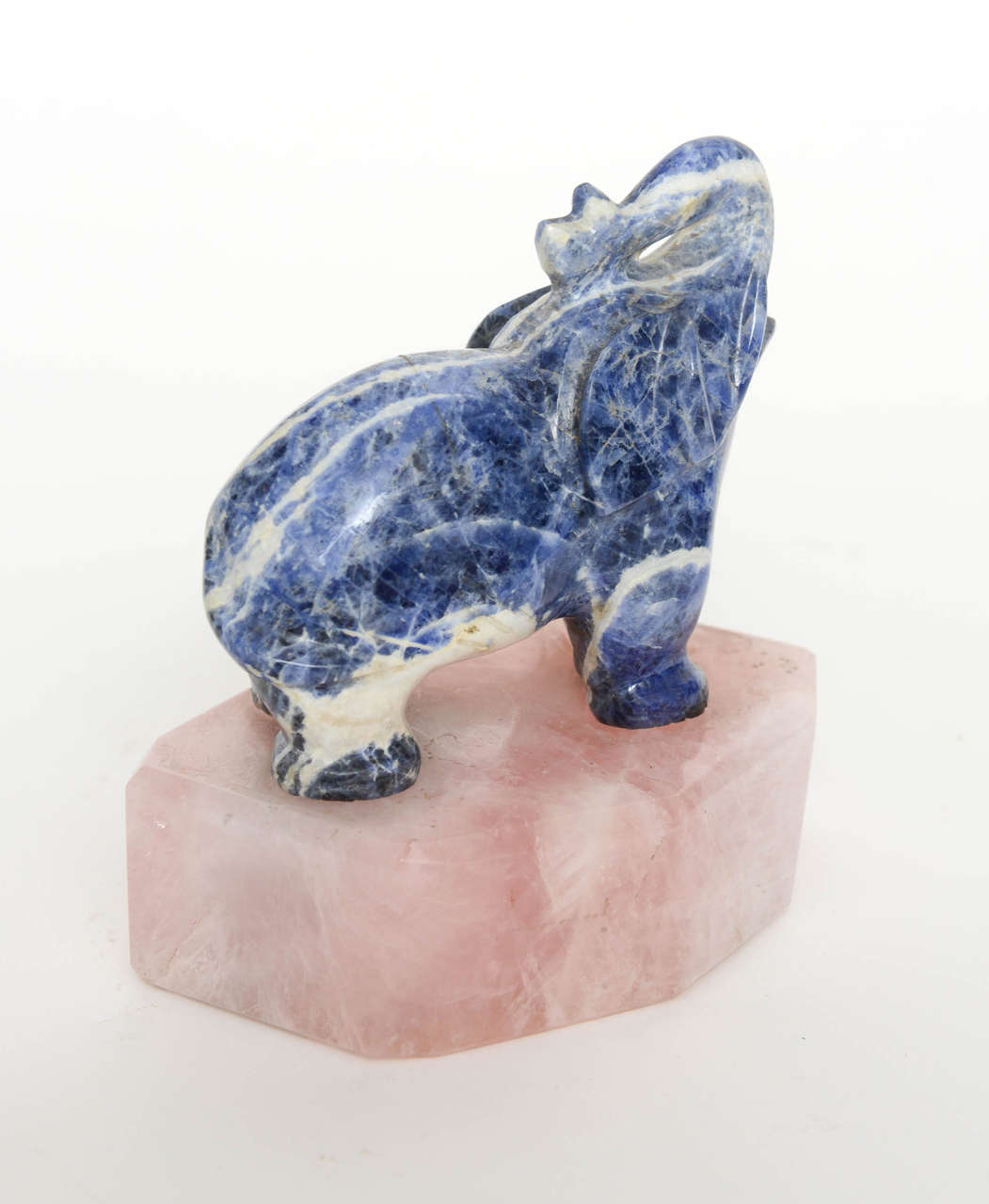 Chinese Sculpture of a Sodalite Elephant on Rose Quartz Base, 20th Century In Good Condition In West Palm Beach, FL