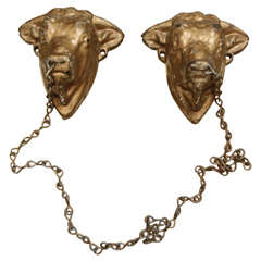 Iron Bulls Decorative Utensil Chain