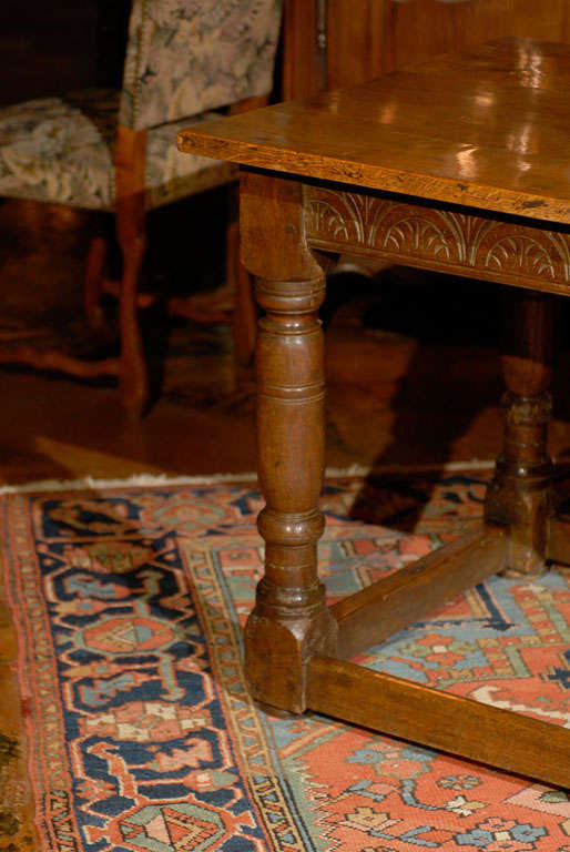 19th Century French Walnut Library Table For Sale 1