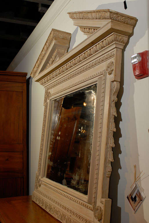 Large English Georgian Style Early 20th Century Mirror with Broken Pediment 4