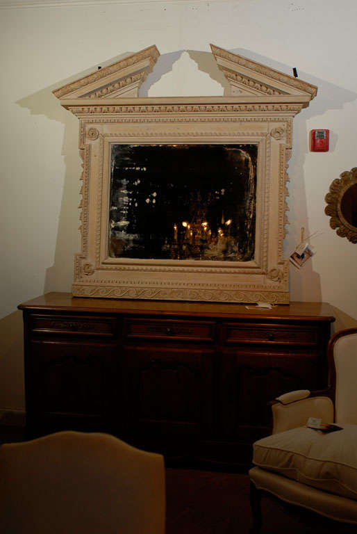Large English Georgian Style Early 20th Century Mirror with Broken Pediment 5