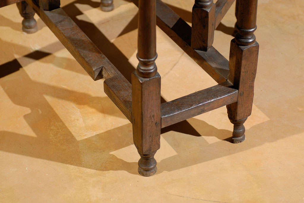18th Century and Earlier Late 17th or Early 18th Century Gateleg Table with Turned Legs