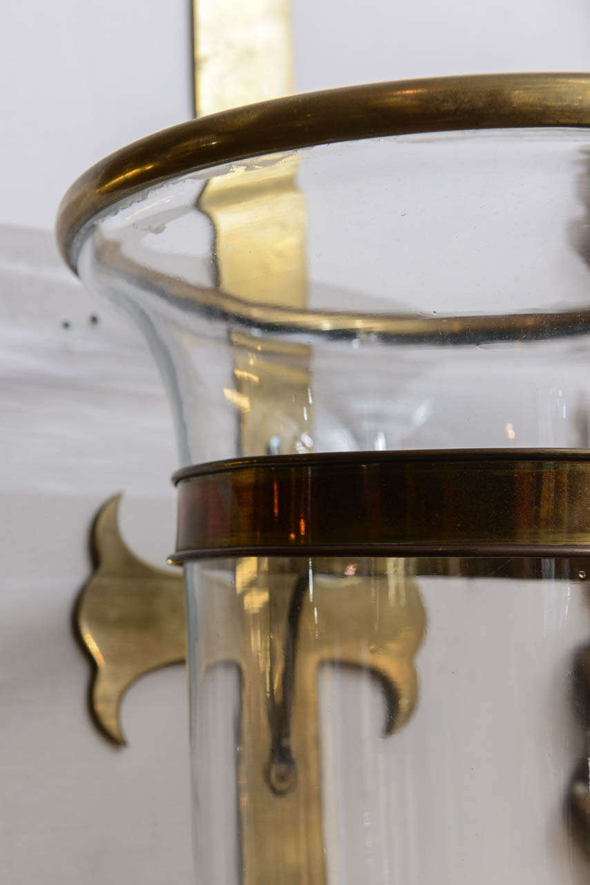 Pair of Vintage Chapman Brass Hurricane Lanterns In Good Condition In West Palm Beach, FL