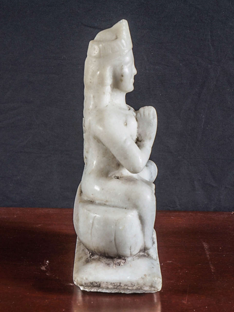 Hand-Carved Early 20th Century Marble Female Goddess Sculpture For Sale