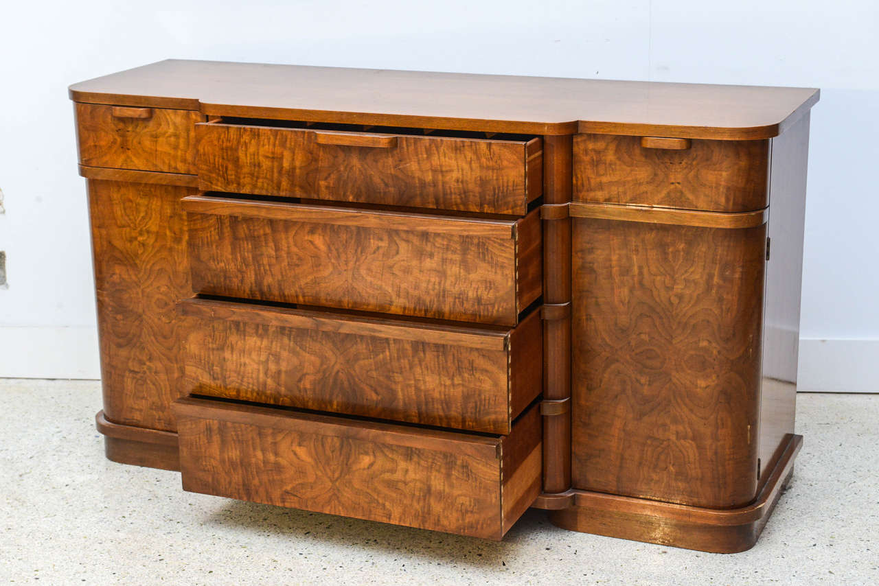 Late Art Deco Flame Mahogany Sideboard or Buffet, France In Excellent Condition For Sale In Hollywood, FL