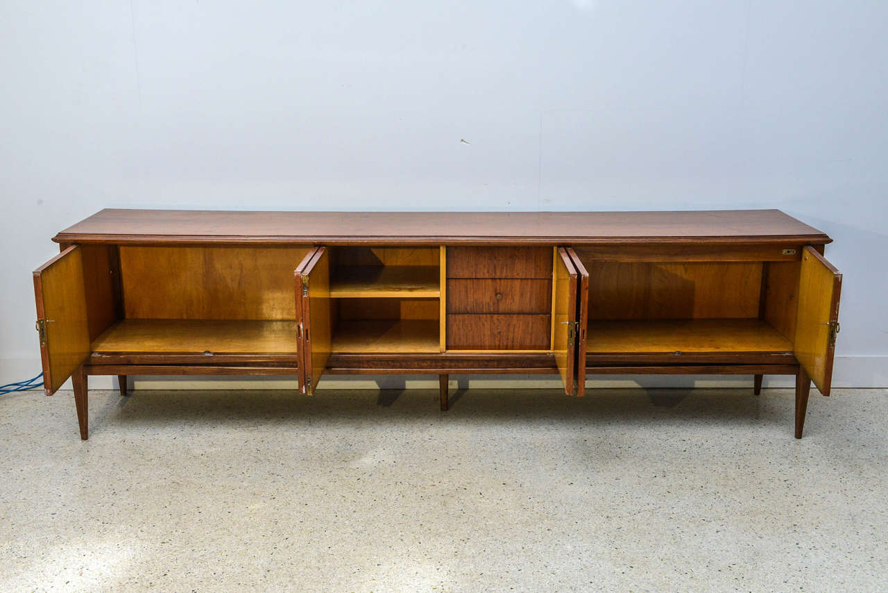 Mid-Century Modern Italian Modern Palisander, Walnut, and Brass Long Credenza, Vittorio Dassi For Sale