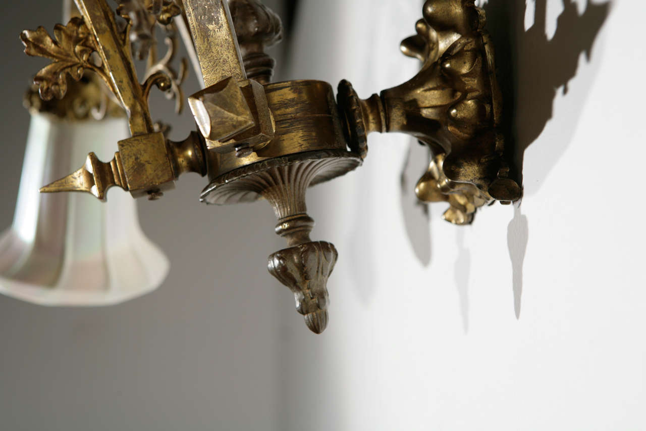 Cast Brass Gothic Sconce In Excellent Condition For Sale In Los Angeles, CA