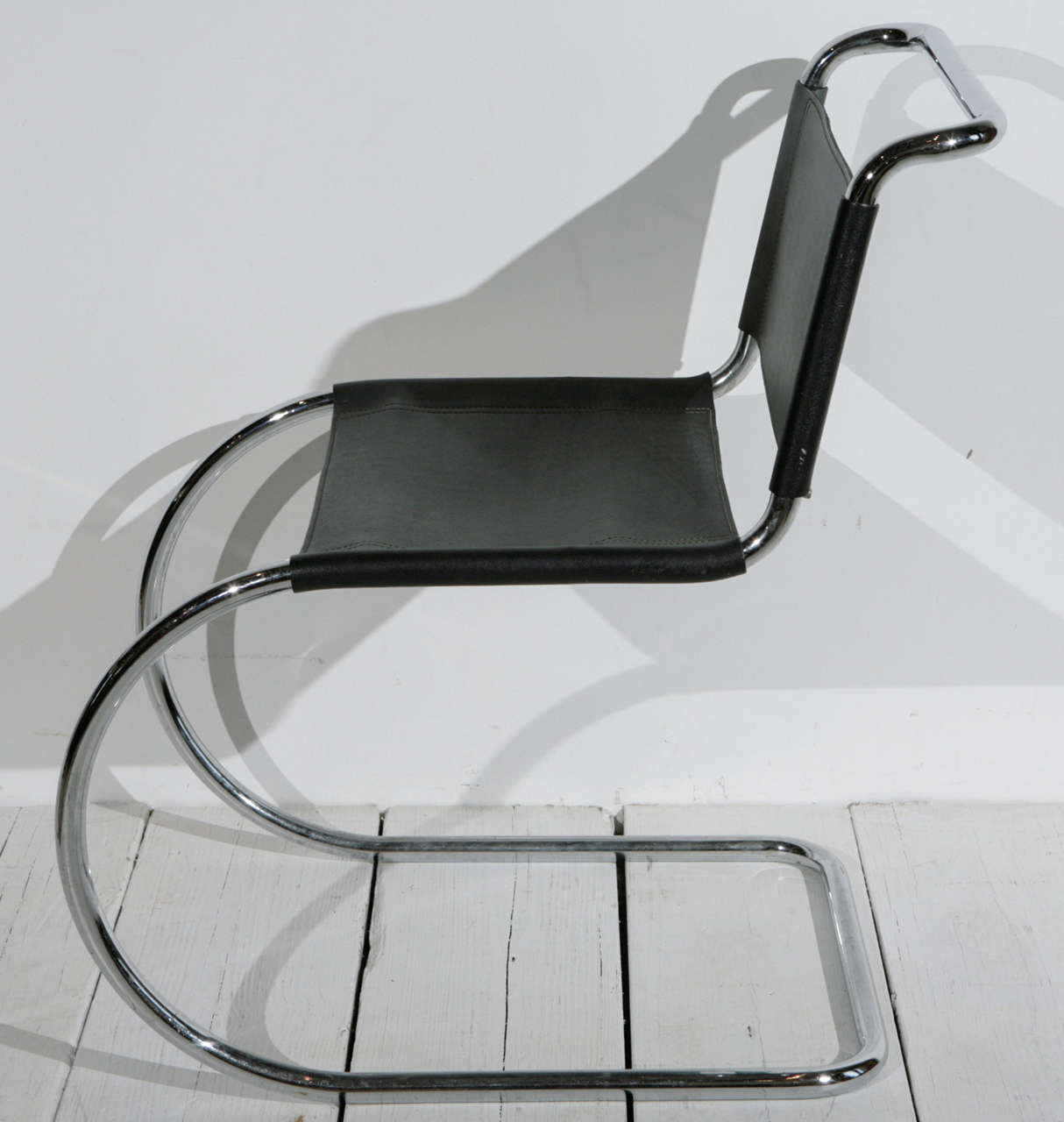Set of Four Mies van der Rohe Style Cantilever Tubular Dining Chairs at 1stdibs