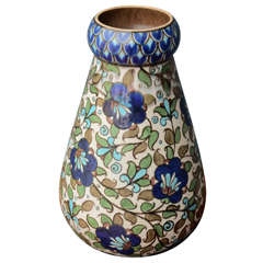 Anglo-Persian Burmantofts Faience Vase