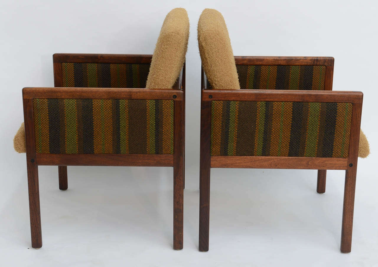 1960's Modern Mode of California Upholstered Walnut Armchairs In Excellent Condition In Miami, FL