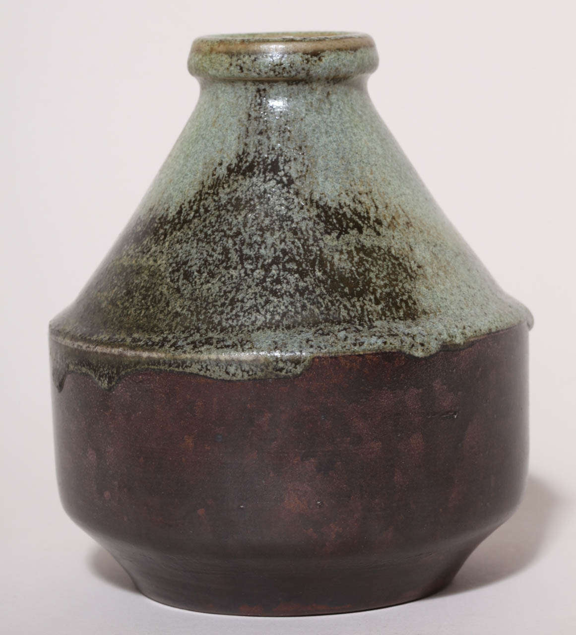 Französische Art-déco-Steinwarenvase von Henri Simmen im Zustand „Gut“ im Angebot in New York, NY
