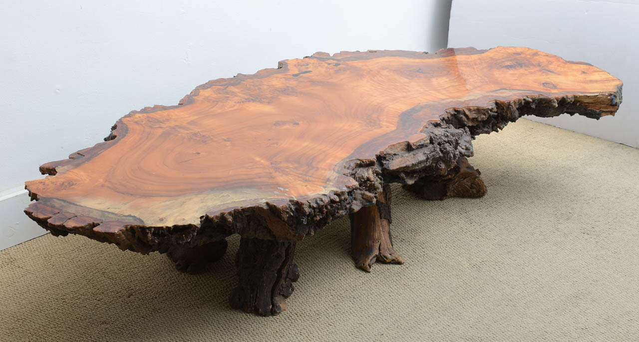 Mid-Century Modern Free Form Organic Sculptural Coffee Table In Good Condition For Sale In Miami, FL