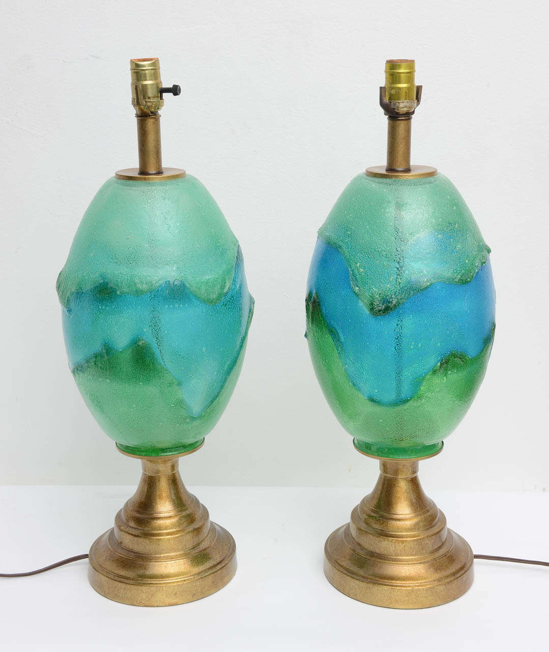 20th Century Pair Mid Century Modern Green / Aqua Art Glass Italian Brass Table Lamps For Sale