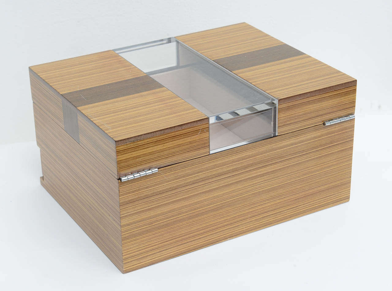 Elegant Mid-Century Modern Deco Style Exotic Wood or Lucite Box