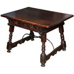 Madrid Table with Metal Stretchers