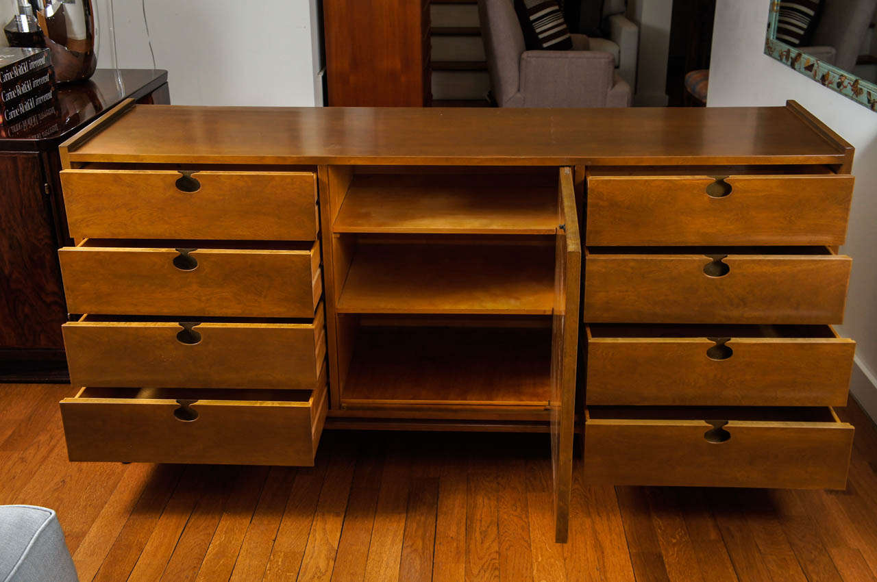 Credenza In Good Condition In Hudson, NY