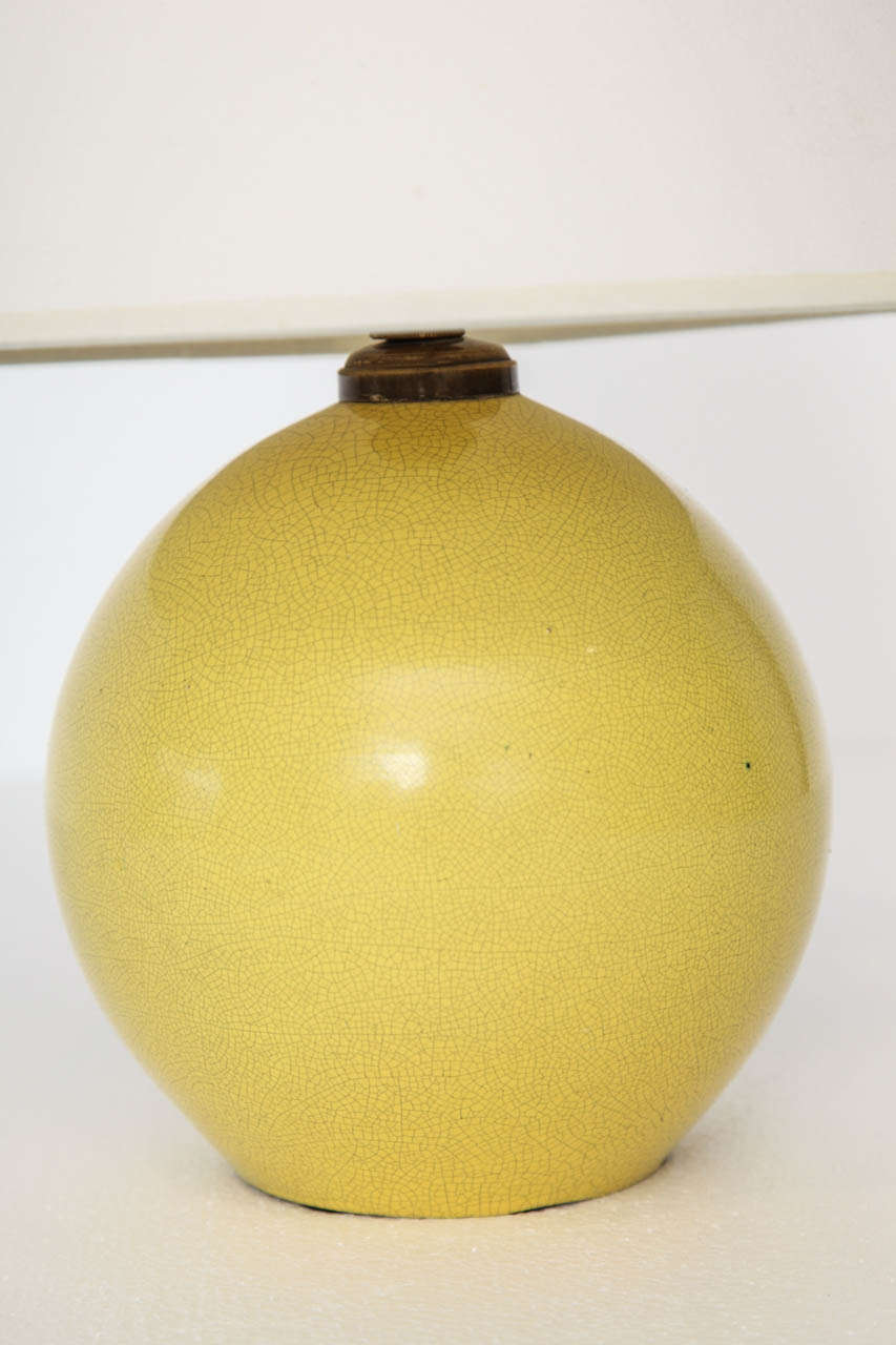 Small Table Lamp with Crackled Yellow Glaze In Good Condition For Sale In New York, NY