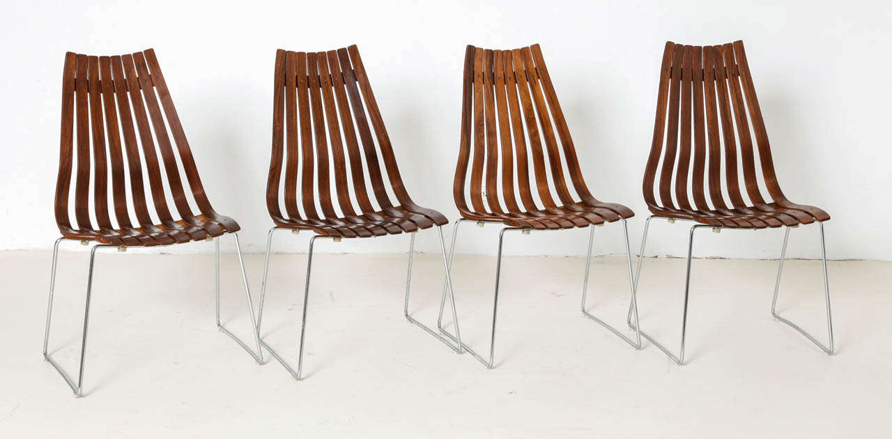 8 chairs designed by Hans Brattrud made by Hove, Norway, 1970s.
Very nice Rosewood, perfect condition.