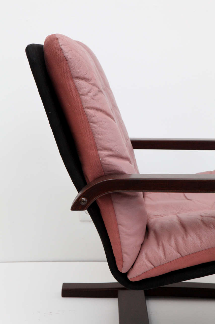 Early 20th Century Classic Leather Lounge Chairs in the Style of Alvar Aalto 3