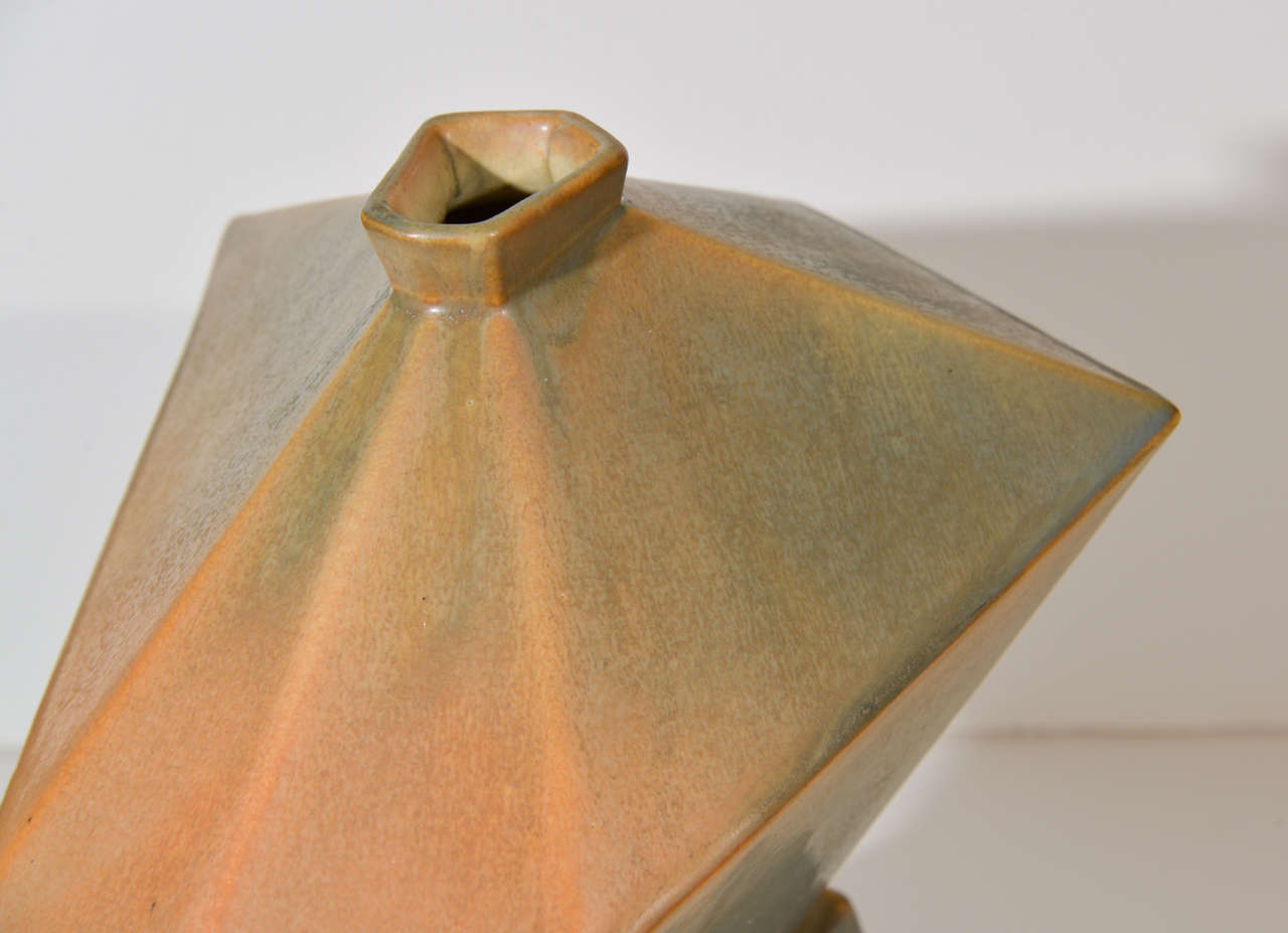 roseville futura vase