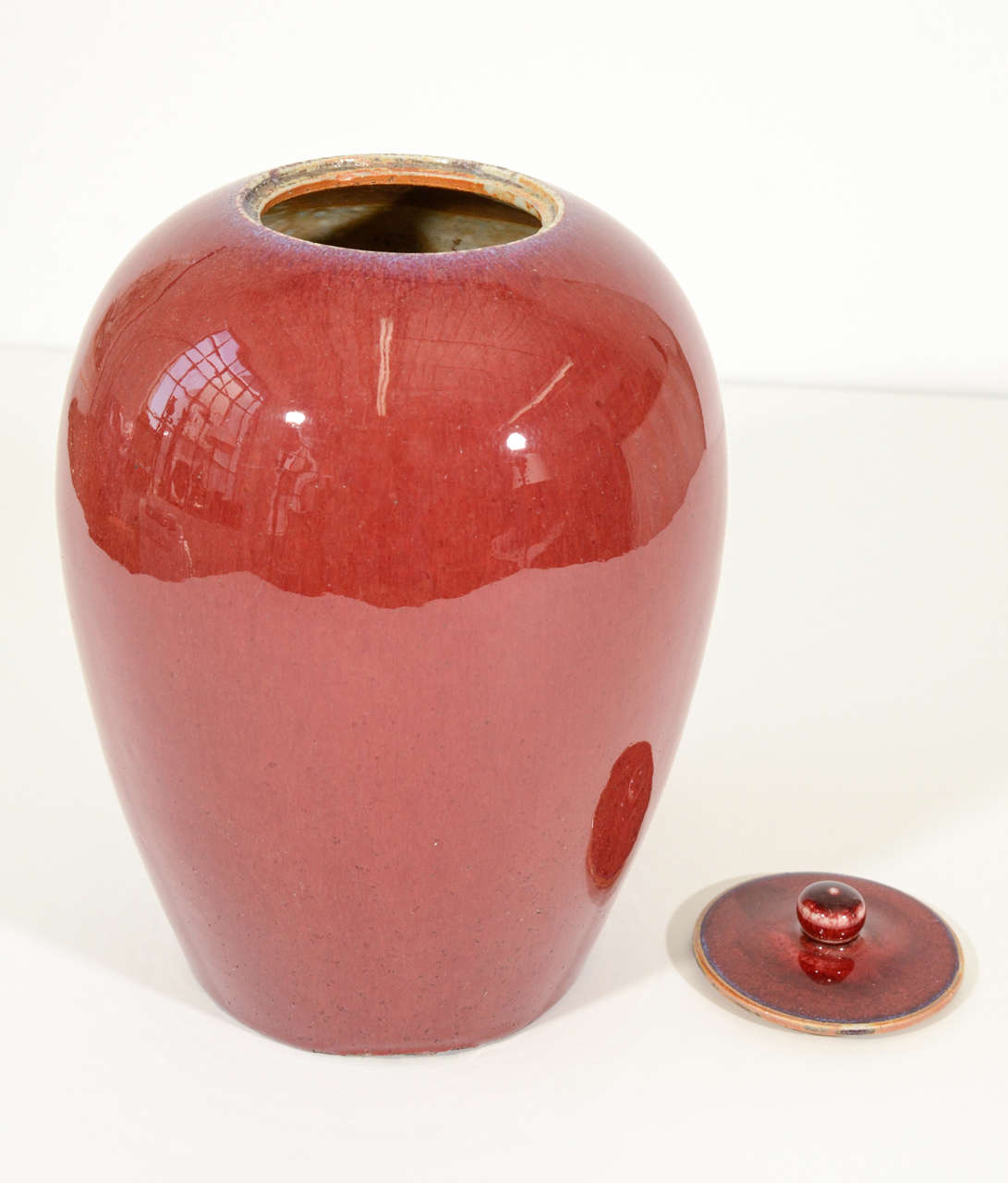 Antique Chinese Oxblood Porcelain Ceramic Melon Shaped Covered Jar or Lamp Base For Sale 1