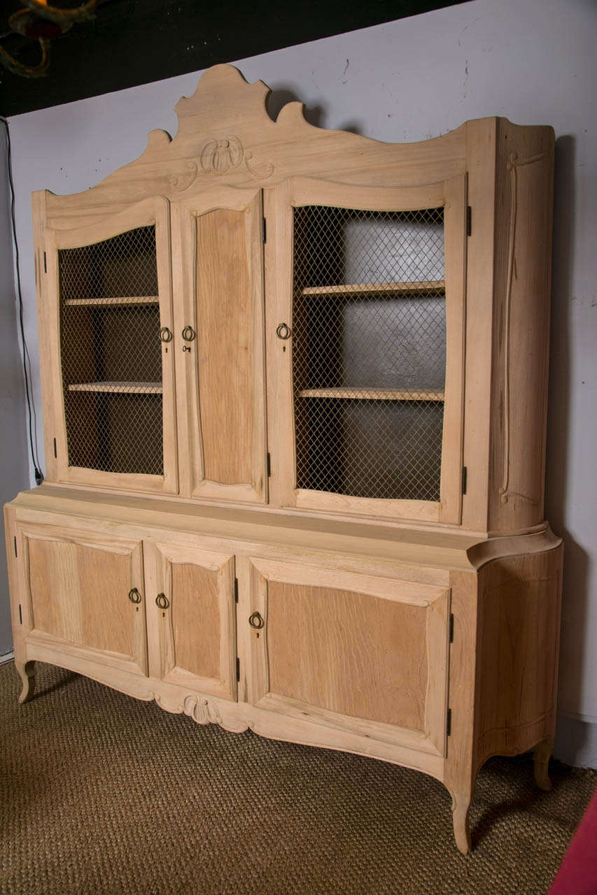 1940's Cabinet in Modern Manner In Good Condition In Stamford, CT