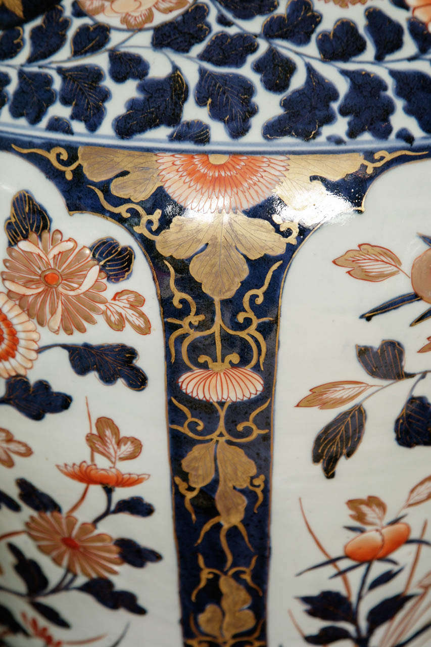XVIIIe siècle et antérieur Grand vase Imari japonais du 17ème siècle