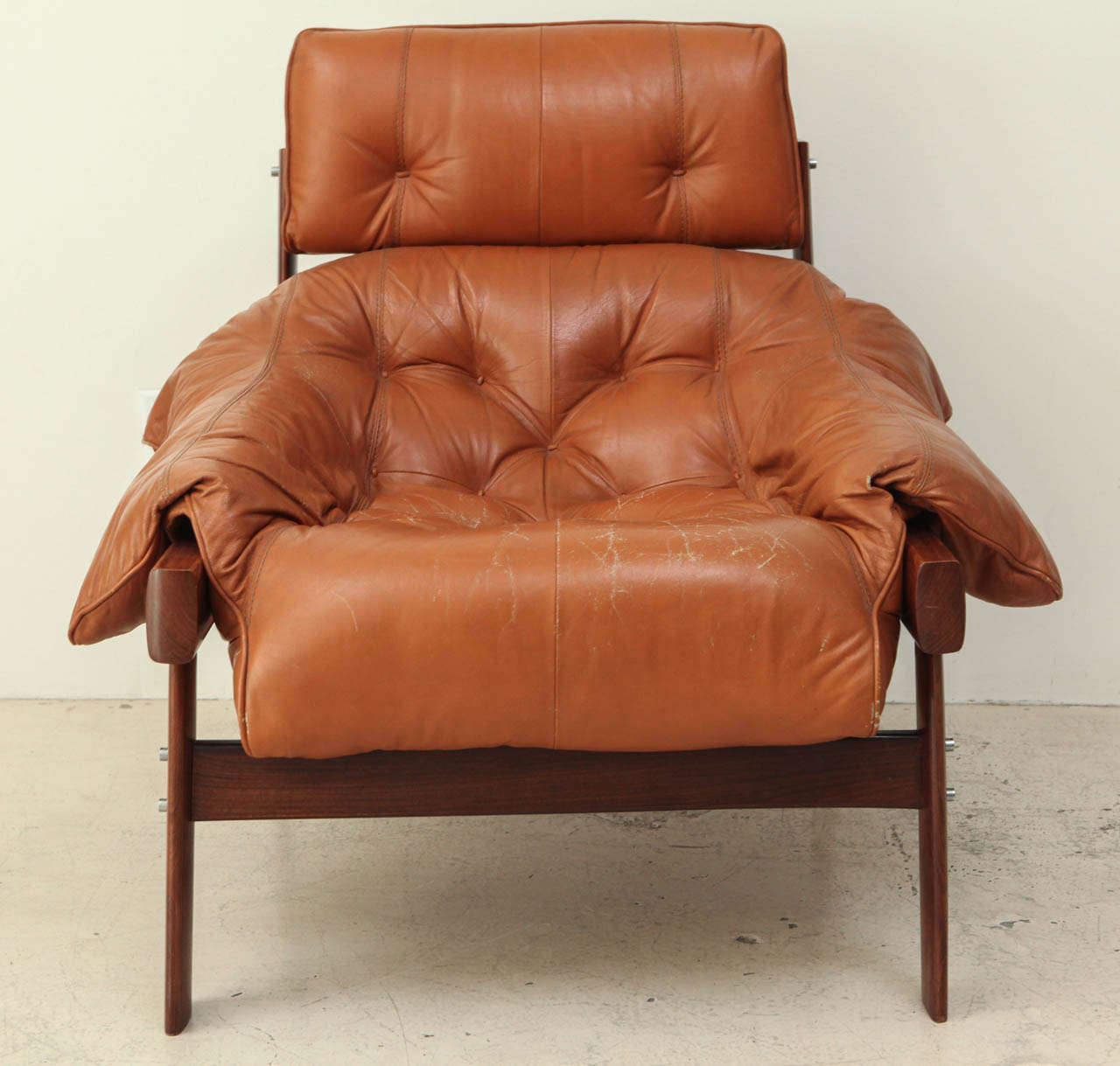 Percival Lafer Lounge Chair in Original Leather In Excellent Condition In Los Angeles, CA