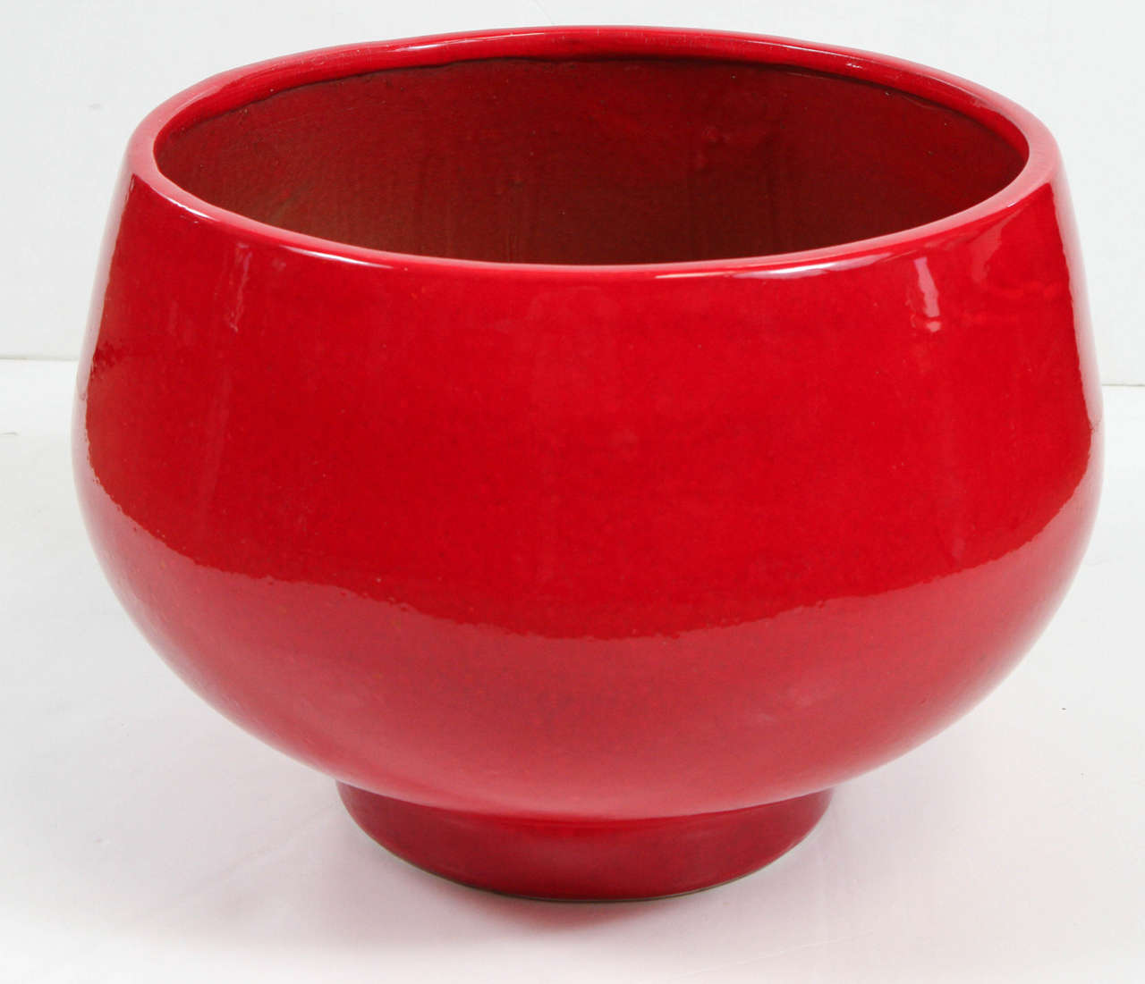 Large mid-century ceramic planter by Potited finished with a vibrant high gloss glaze