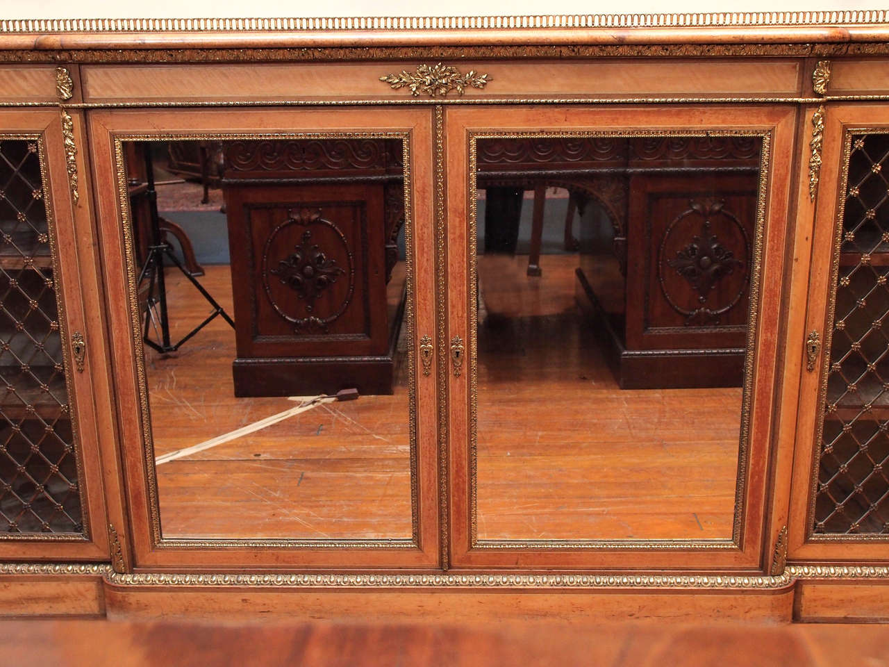 Antique French Charles X Satinwood Sideboard, circa 1820-1840 1
